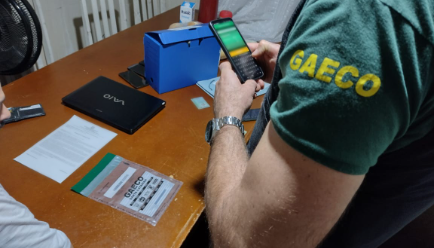 Gaeco investiga irregularidades na contratação de empresa de coleta de lixo no Vale do Itajaí