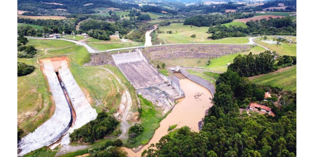 Governador determina fechamento de quinta comporta da barragem de Ituporanga