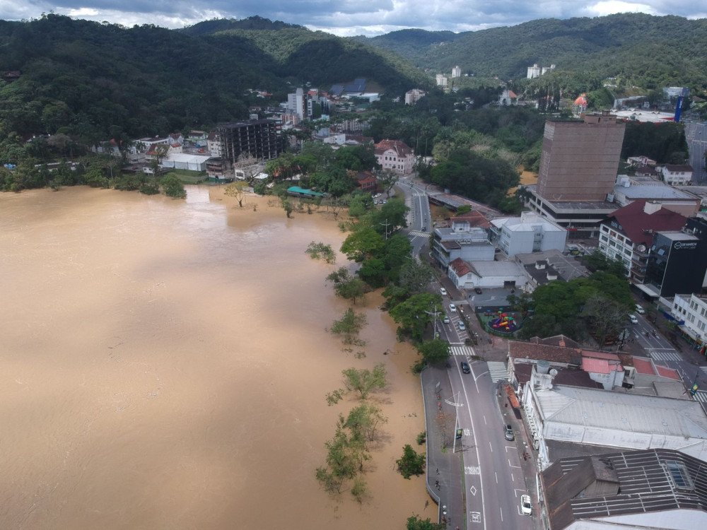 Trânsito em Blumenau está normalizado