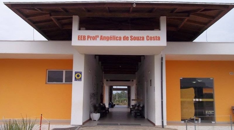 Escola de Gaspar tem equipamentos eletrônicos e utensílios de cozinha furtados