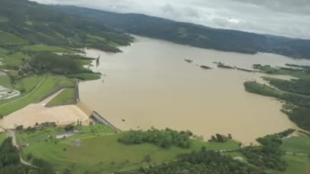 Governador diz que vai revitalizar barragens do Alto Vale