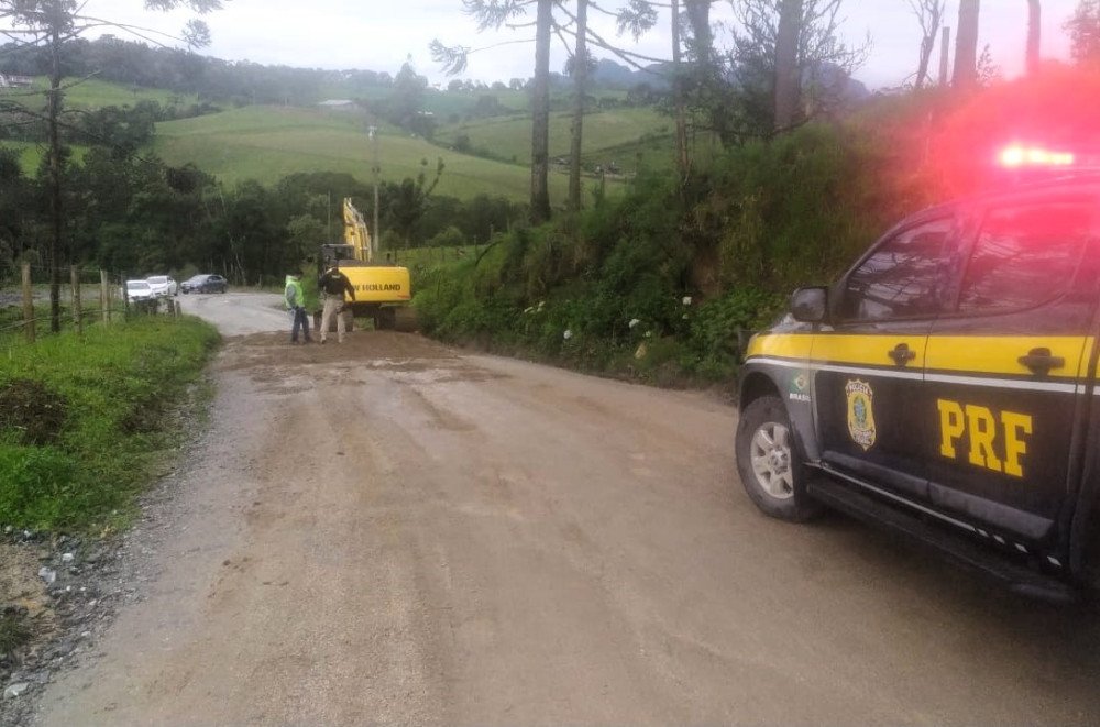 Rodovias federais ainda têm pontos de bloqueio em Santa Catarina; veja quais