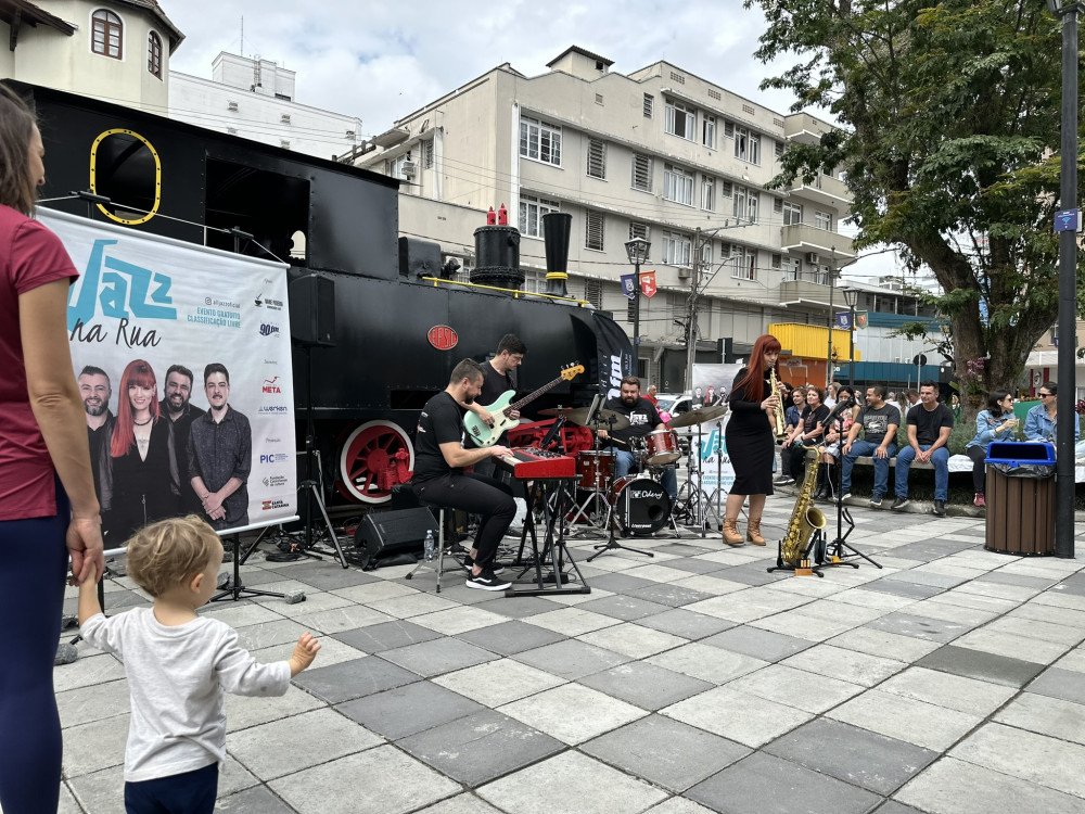 Blumenau terá apresentação de música instrumental no domingo