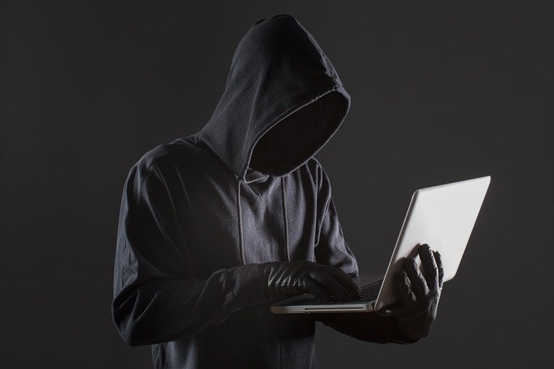Procon de Indaial alerta para golpe aplicados por e-mail