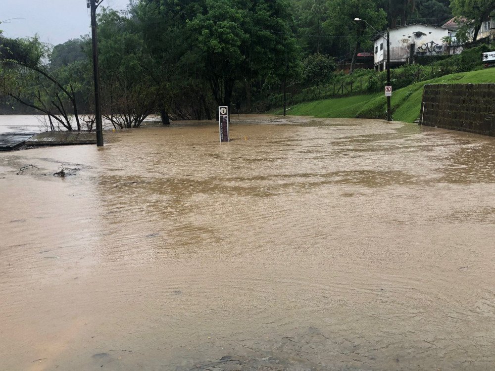 Blumenau se prepara para quinta enchente em menos de um mês