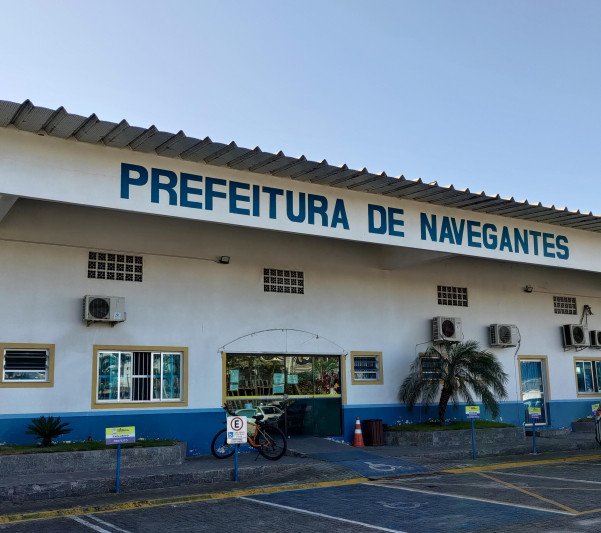 Prefeitura de Navegantes abre processo seletivo para diversas vagas