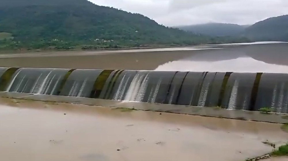 Barragem de Taió é a última a ter comportas abertas; veja a situação das barragens no Estado