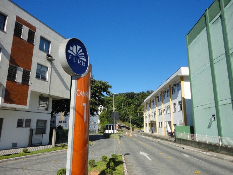 Curso de Medicina em Blumenau recebe certificação internacional e permite estágios fora do país