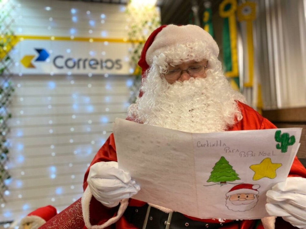 Campanha Papai Noel dos Correios será lançada em Blumenau; veja como adotar uma cartinha