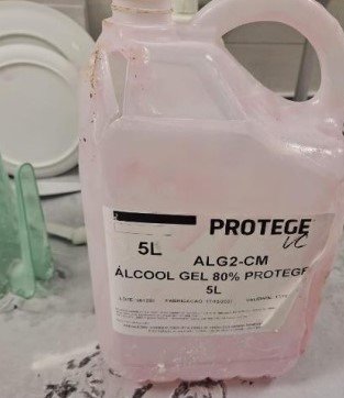 Funcionária de supermercado em Indaial sofre queimaduras após repor álcool em gel em mini fogareiro