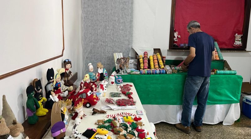 Feira de Artesanato de Natal GasparART começa em Gaspar; evento segue até a próxima semana
