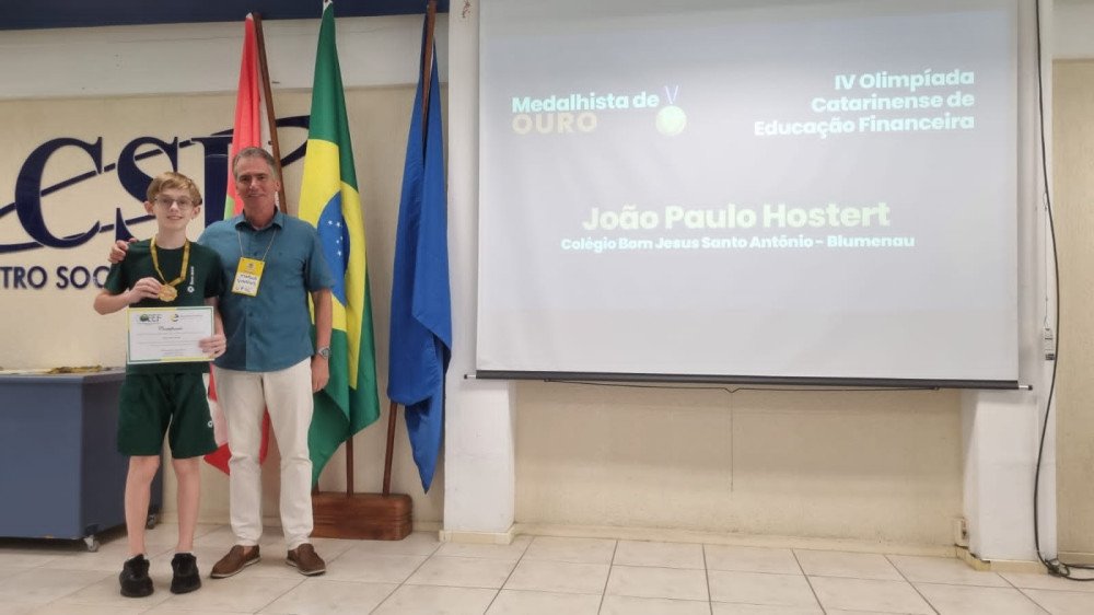 Estudantes de Blumenau conquistam medalhas na Olimpíada Nacional de Educação Financeira