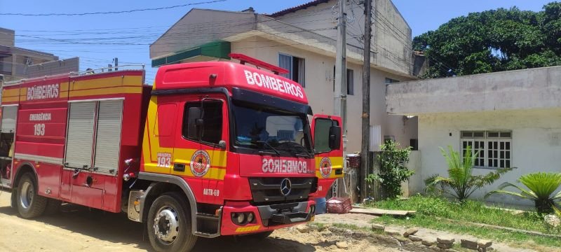 Mulher provoca incêndio durante preparação da ceia de Natal em Navegantes