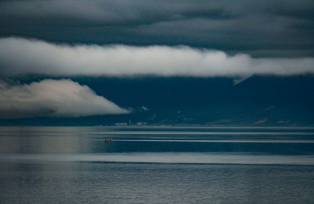 Noite do Réveillon deve ter temperaturas amenas e pancadas de chuva