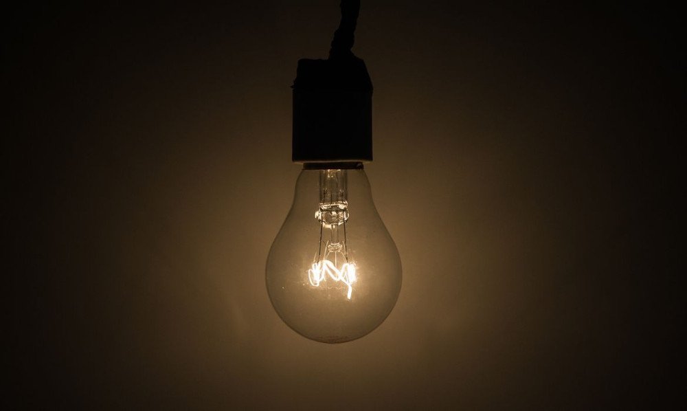 Bairro de Gaspar tem abastecimento de água afetado após queda de energia