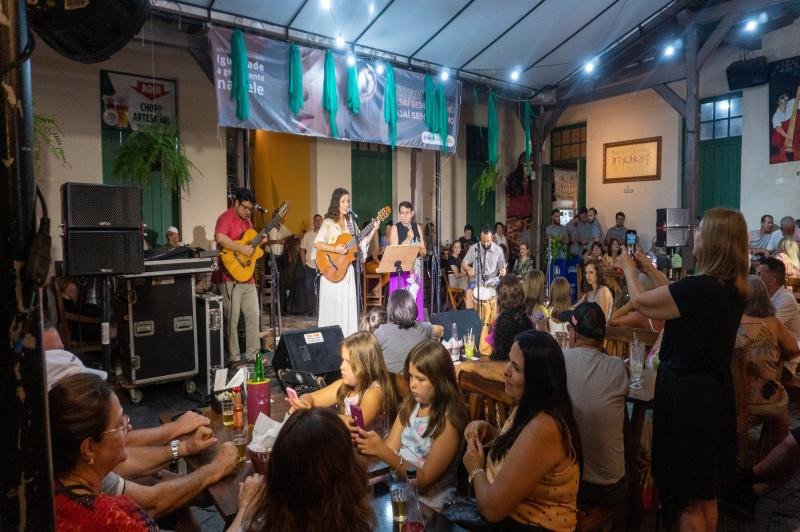 Festival de Terno de Reis acontece na noite desta quinta-feira em Itajaí; veja a programação