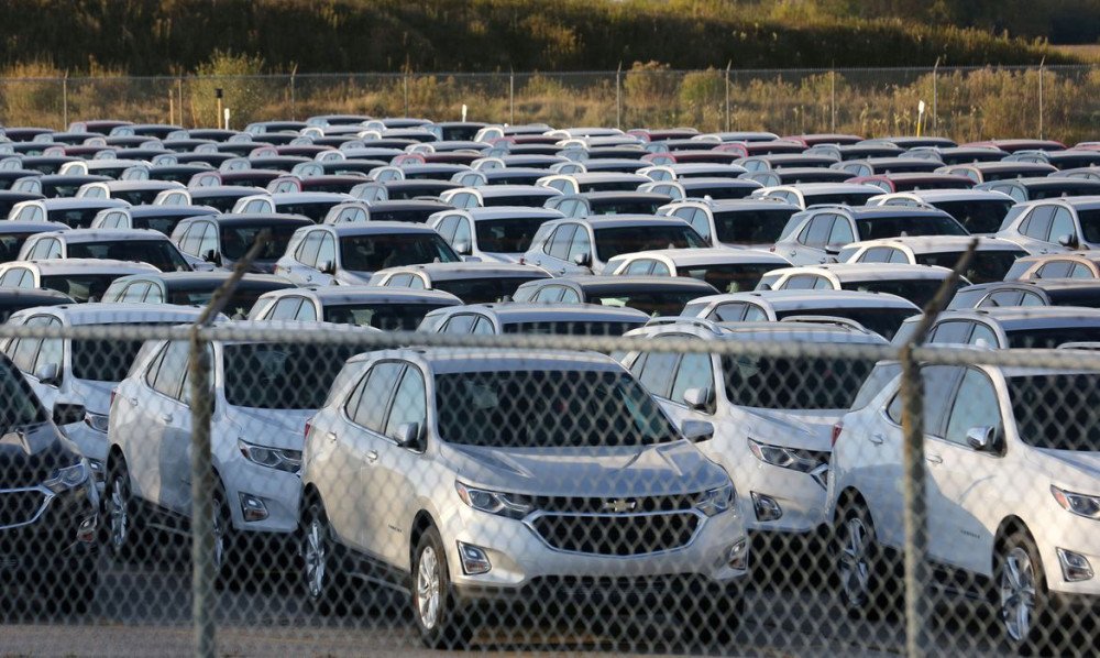 Venda de veículos cresce 12% em 2023, diz balanço da Fenabrave