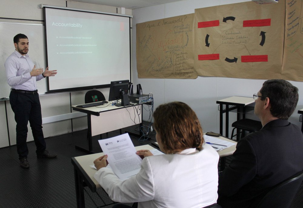Udesc têm 25 vagas para professor substituto, em toda Santa Catarina; inscrições abrem nesta quarta-feira