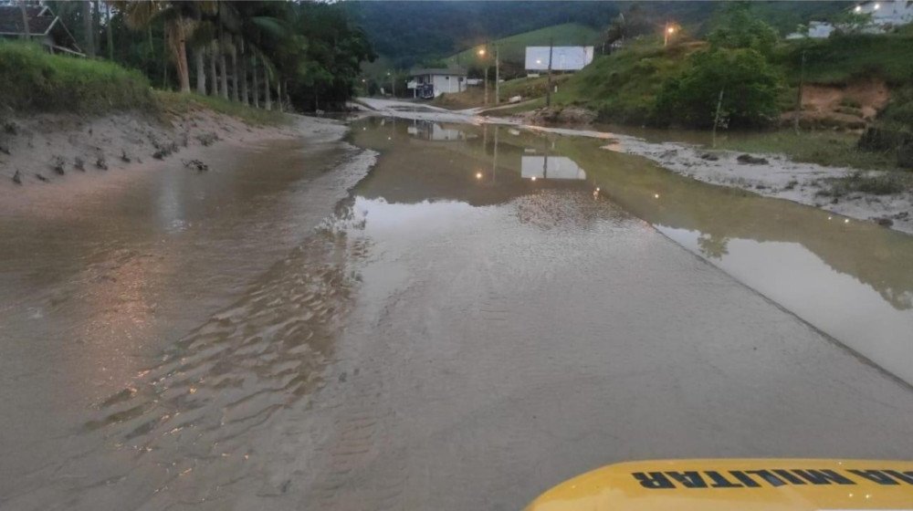 Obras de elevação na SC-350, entre Rio do Sul e Aurora, começaram nesta terça