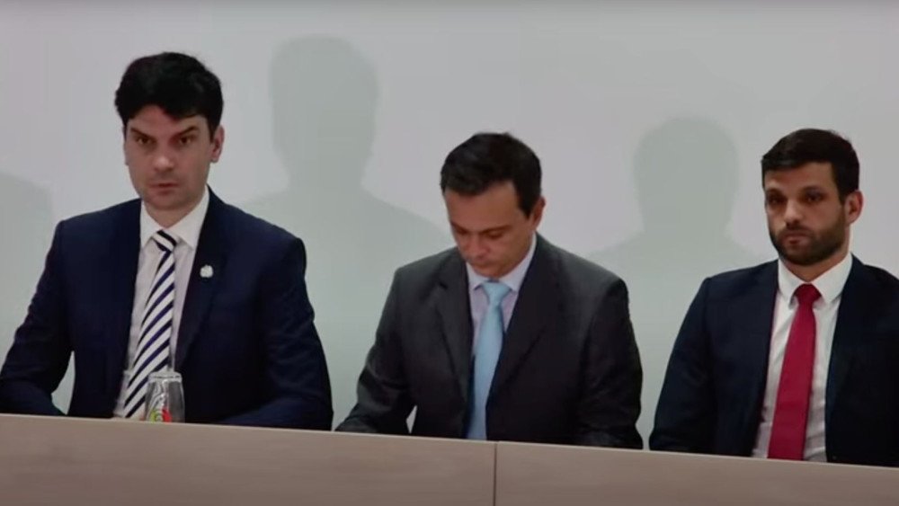 Ao vivo: Polícia apresenta novos detalhes sobre a morte de quatro jovens em Balneário Camboriú