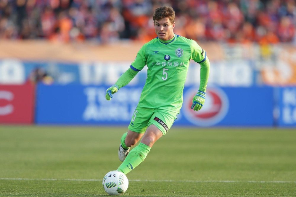Emerson Luis. Esporte: Craque!