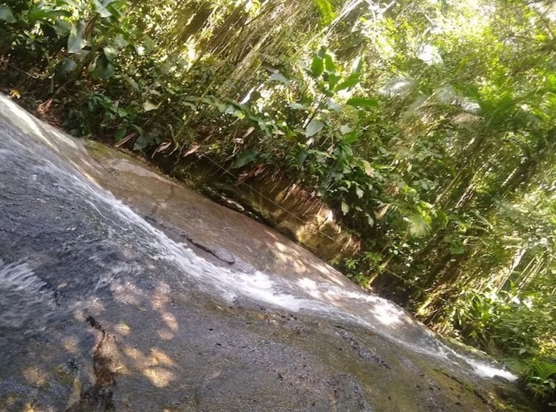 Mulher fica gravemente ferida após cair em cachoeira em Pomerode