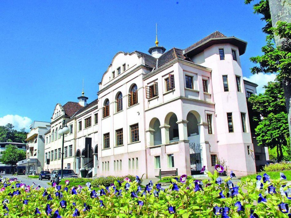 Confira a agenda cultural para o fim de semana em Blumenau