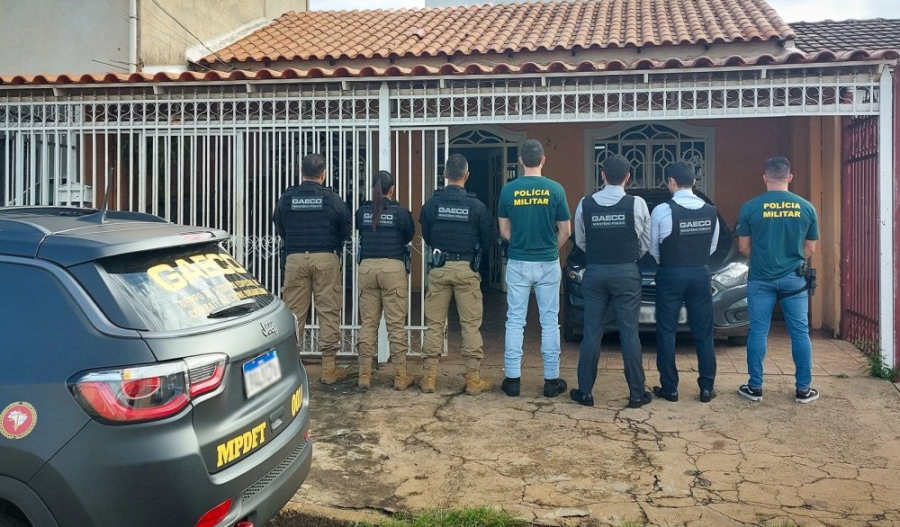 Operação Takedown: GAECO e Polícia Civil desarticulam organização criminosa especializada em ataques cibernéticos em Blumenau