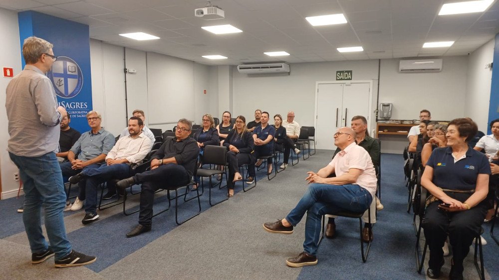 Nova diretoria da CDL Blumenau faz encontro com colaboradores