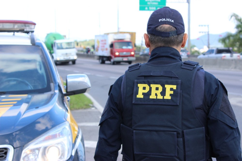 Vídeo: PRF intensifica fiscalização nas rodovias catarinenses durante o Carnaval
