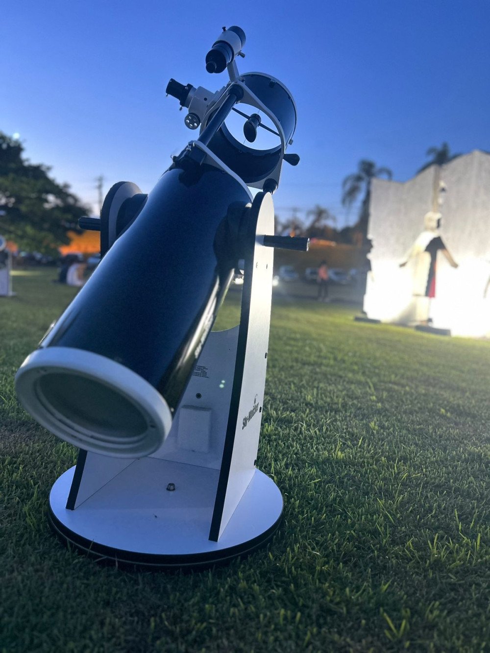 Mais de mil pessoas participaram da atividade Astronomia no Parque, em Brusque
