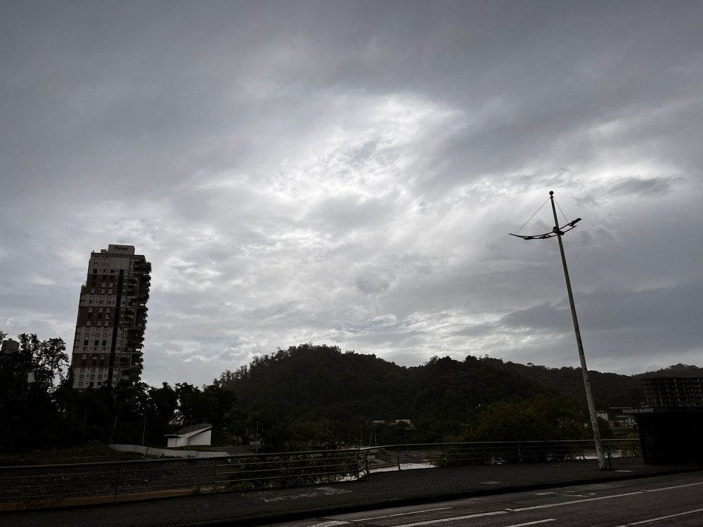 Céu fica encoberto nesta sexta-feira em Blumenau