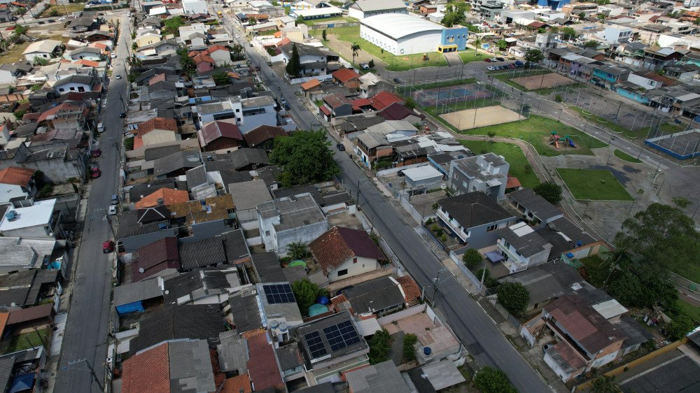 Itajaí usa drone para encontrar focos do mosquito da dengue