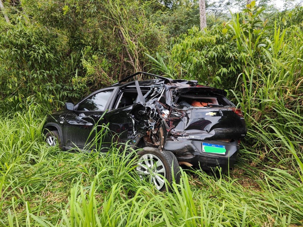 Acidente entre dois carros e um caminhão é registrado em Rodeio