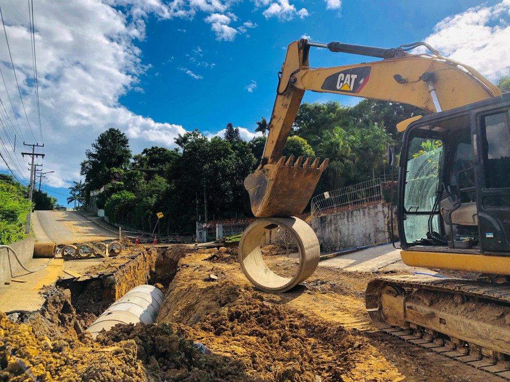 Prefeitura de Rio do Sul realiza obra para ajudar na recuperação da BR-470