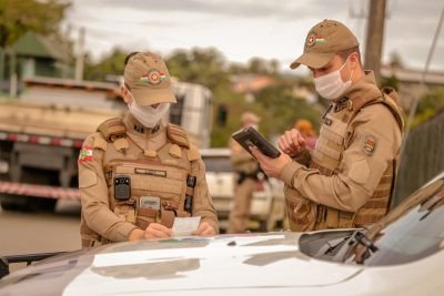 Homem é preso em flagrante tentando furtar picanha de mercado em Gaspar
