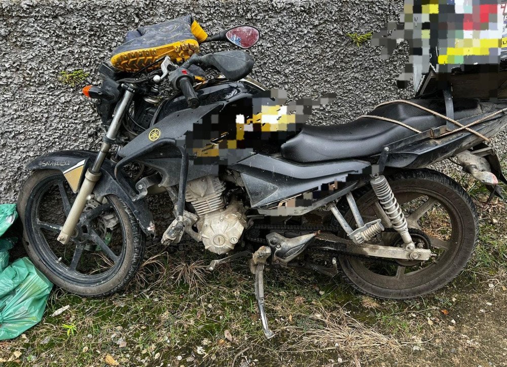Acidente entre carro e moto deixa uma pessoa ferida na SC-350, em Laurentino