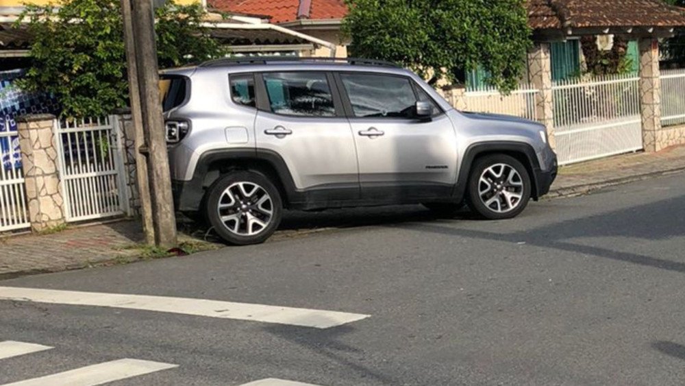 Execução a tiros em frente a creche assusta moradores de Indaial