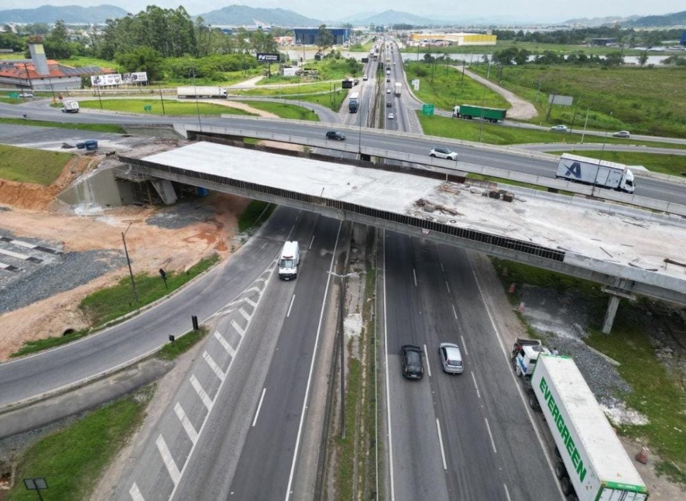 BR-101, em Navegantes, terá interdição total nesta segunda e terça; saiba mais