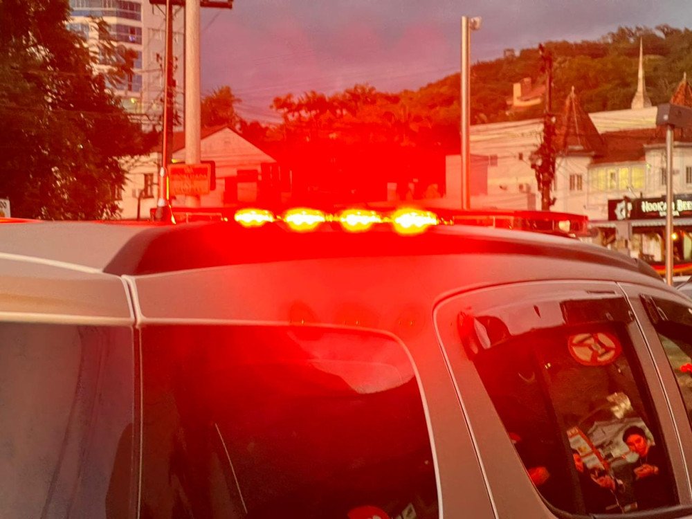 Homem é esfaqueado no bairro Itoupavazinha em Blumenau
