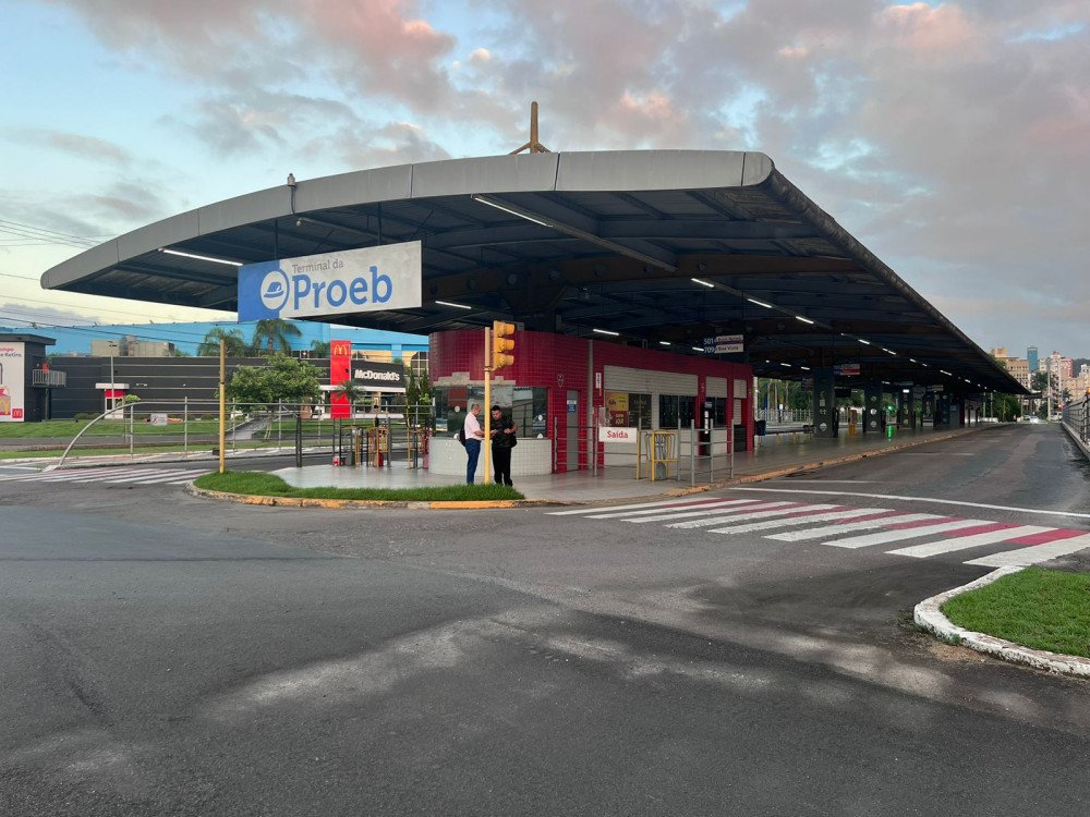 Blumenau amanhece sem ônibus nesta terça-feira