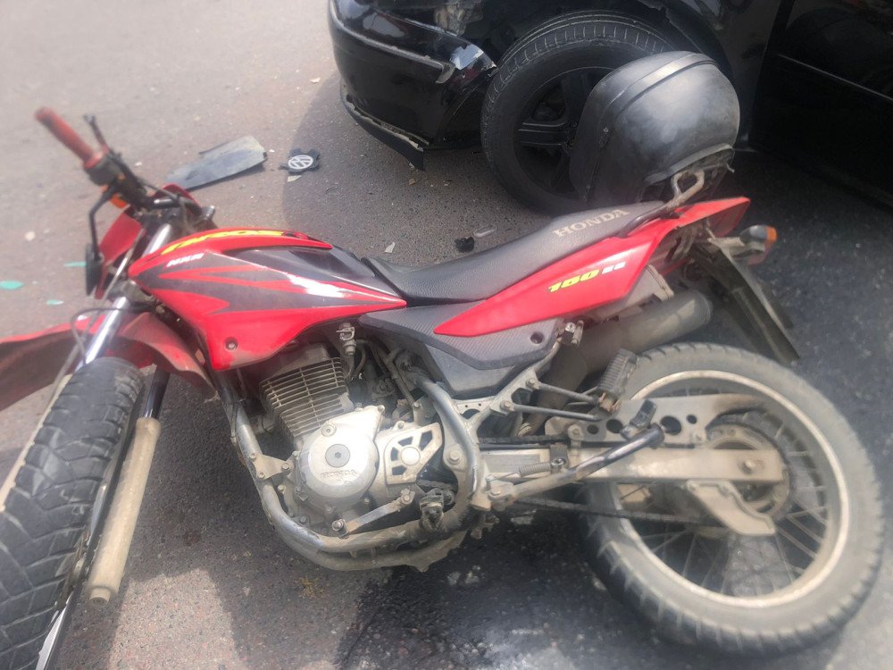 Motociclista fica gravemente ferido em acidente de trânsito em Timbó