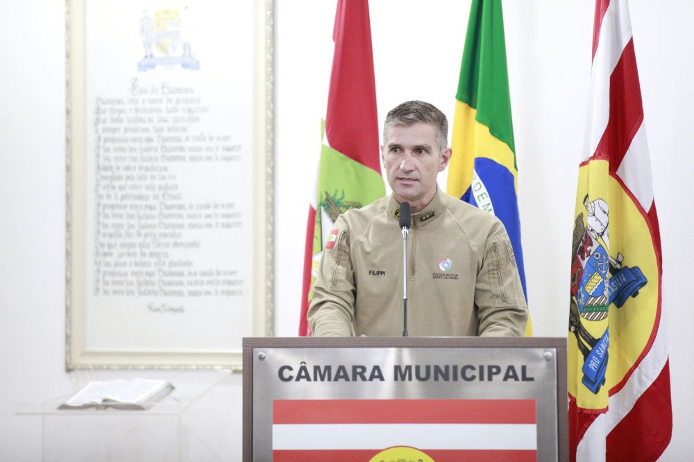 Vídeo: Comandante da PM fala sobre segurança nos terminais de Blumenau na Câmara de Vereadores