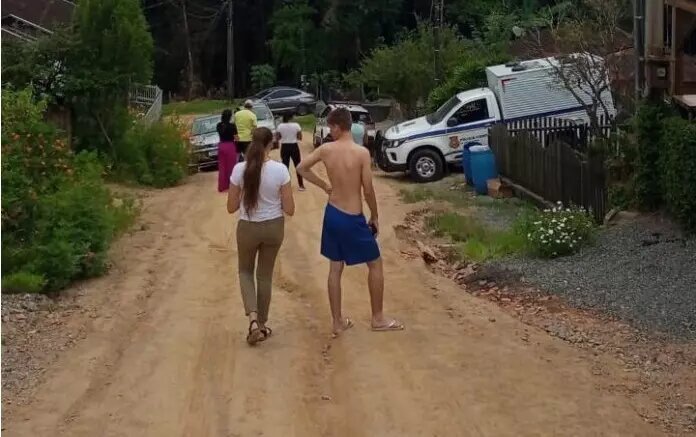 Investigação do homicídio em Pomerode continua; homem foi morto a facadas após briga entre atual da ex-companheira