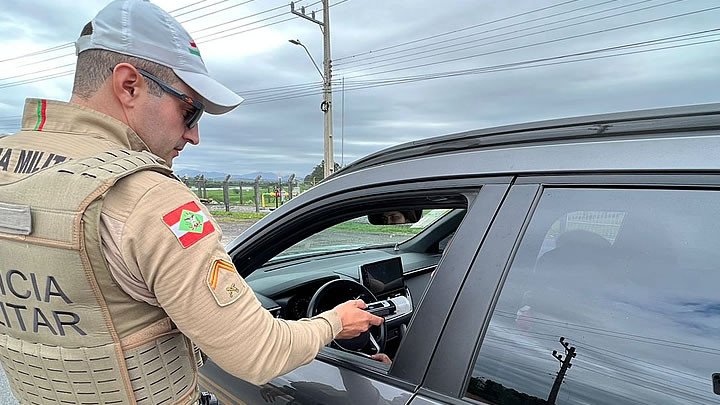 Polícia Militar Rodoviária intensifica fiscalização nas rodovias catarinenses durante feriadão de Páscoa