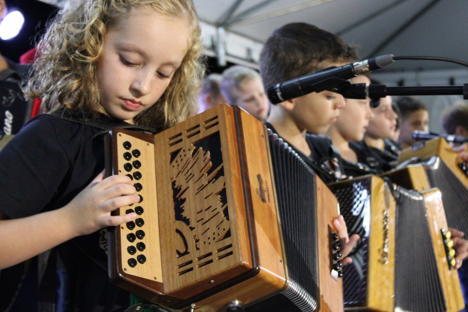 Projeto Fábrica de Gaiteiros forma 42 novos talentos em Blumenau