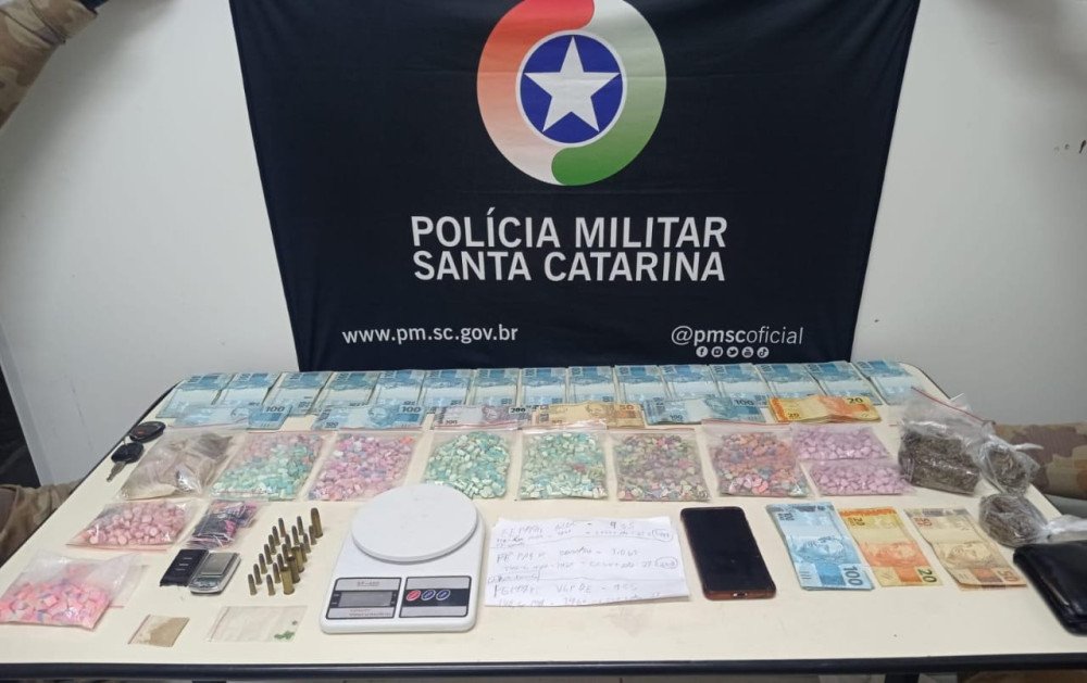 Homem é preso pelo crime de tráfico de drogas em Blumenau