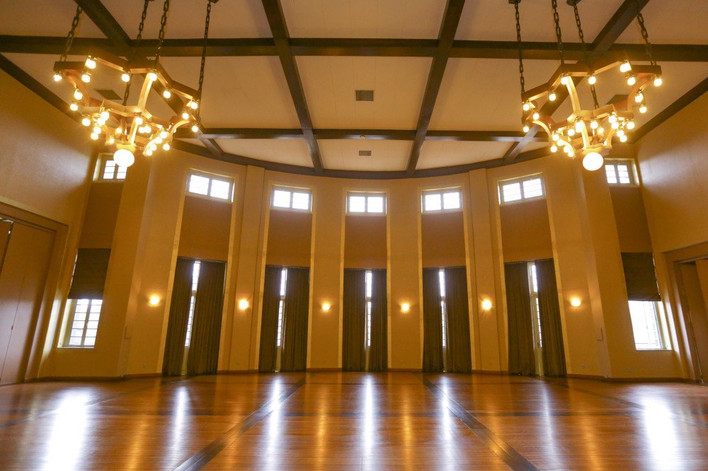 Salão de Festas do Teatro Carlos Gomes é revitalizado; veja fotos