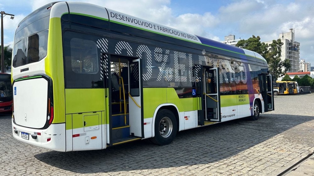 Itajaí testa ônibus elétrico no sistema de transporte público