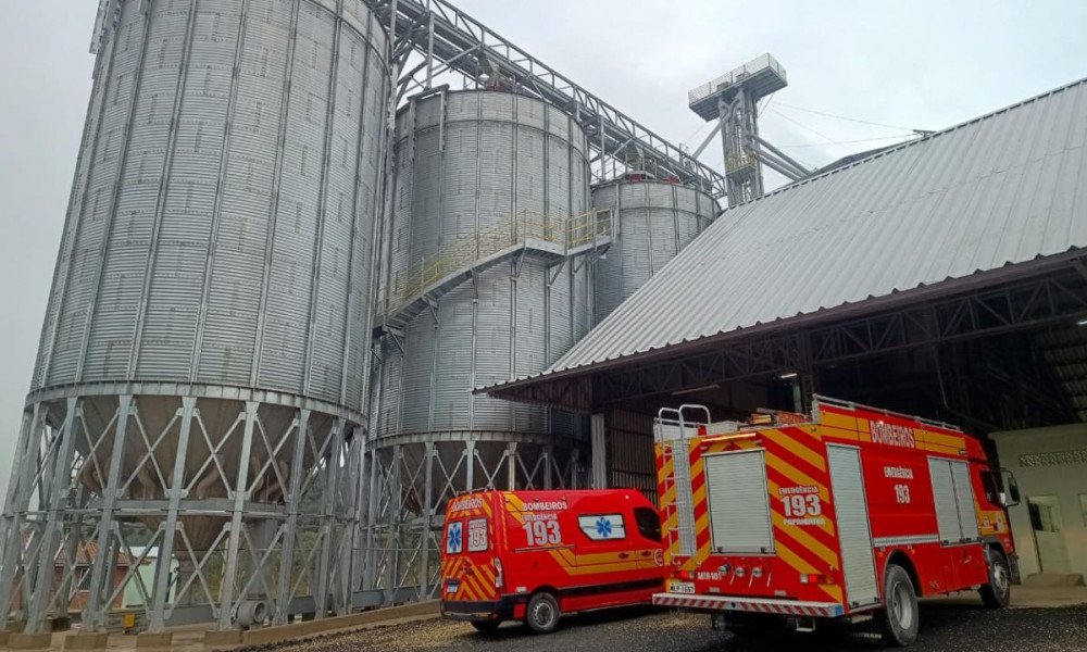 Polícia investiga morte de dois trabalhadores em silo de SC